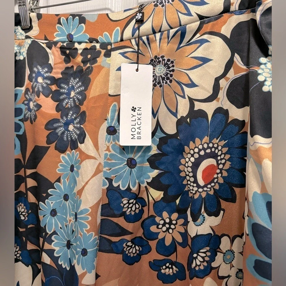 NWT Molly Bracken Floral Wide Leg Pants in Riviera Camel Size Large NEW - Picture 8 of 13